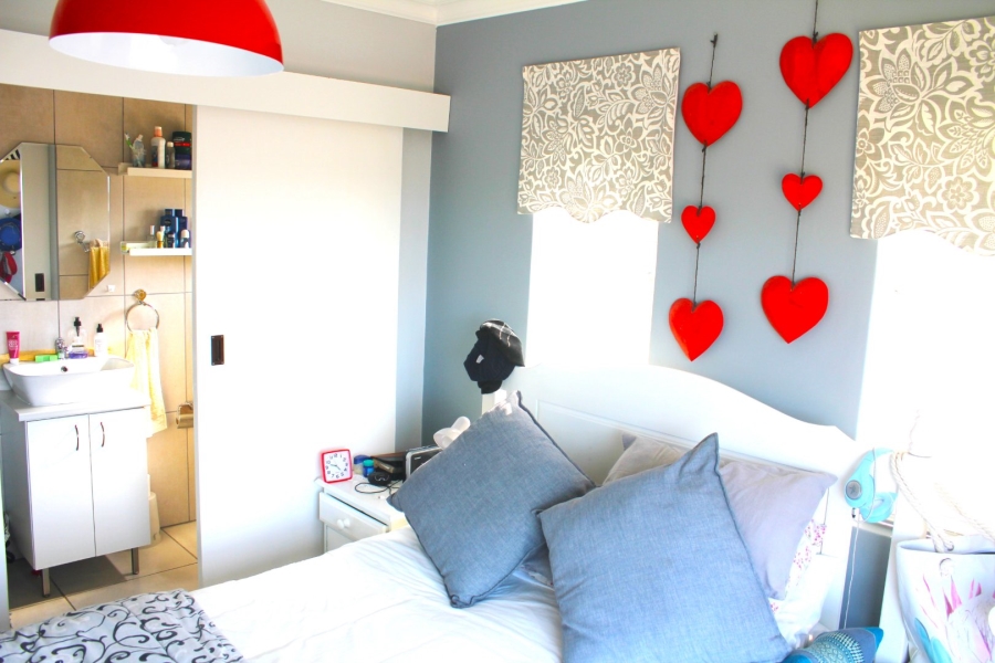 3 Bedroom Property for Sale in Hartenbos Central Western Cape